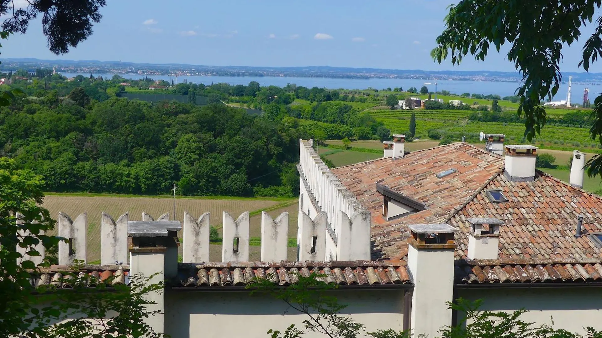 Al Castello Elegante Residenz Mit Schwimmbad Apartment Lazise Italy