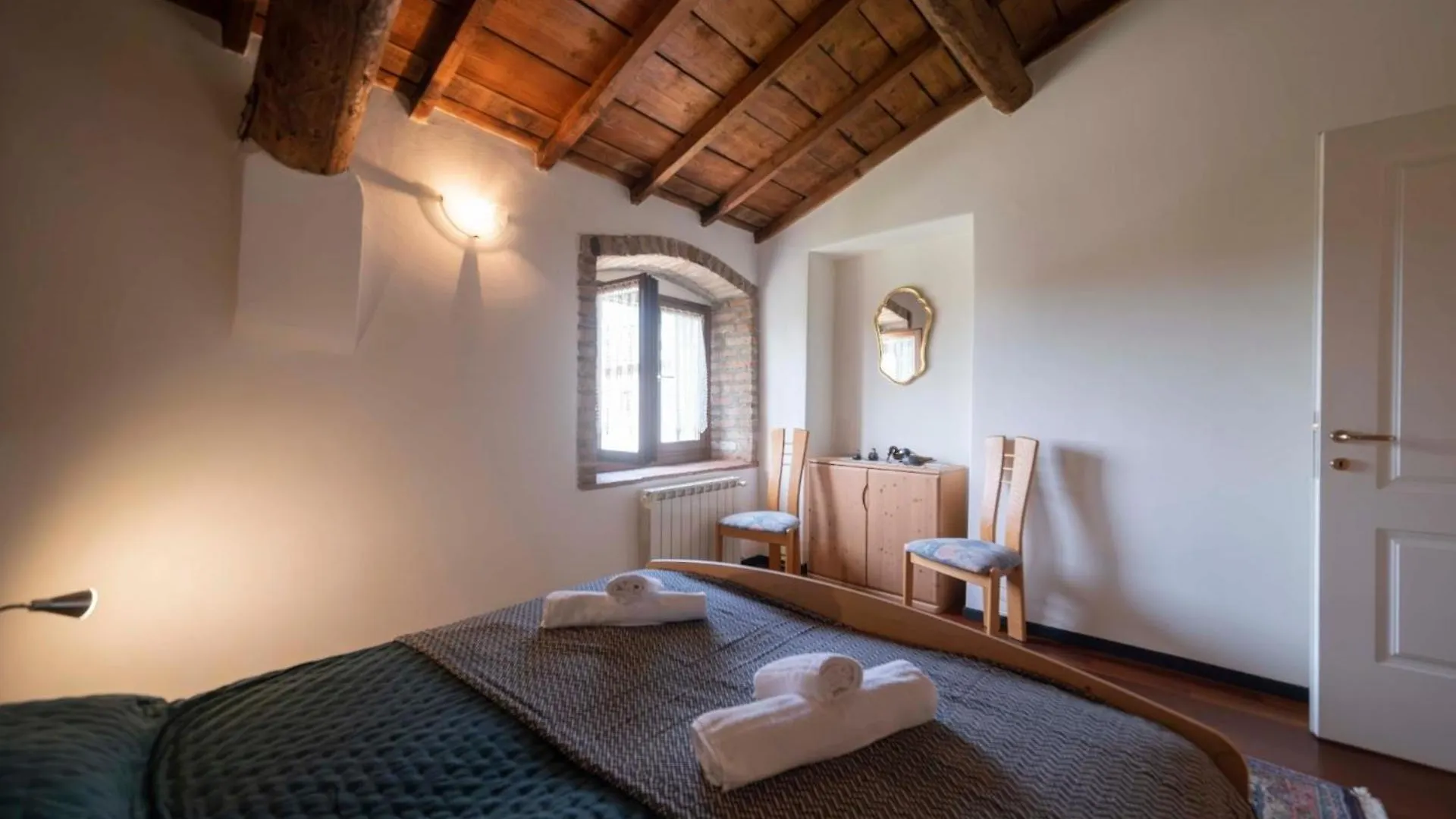 Al Castello - Elegante Residenz Mit Schwimmbad Apartment Lazise
