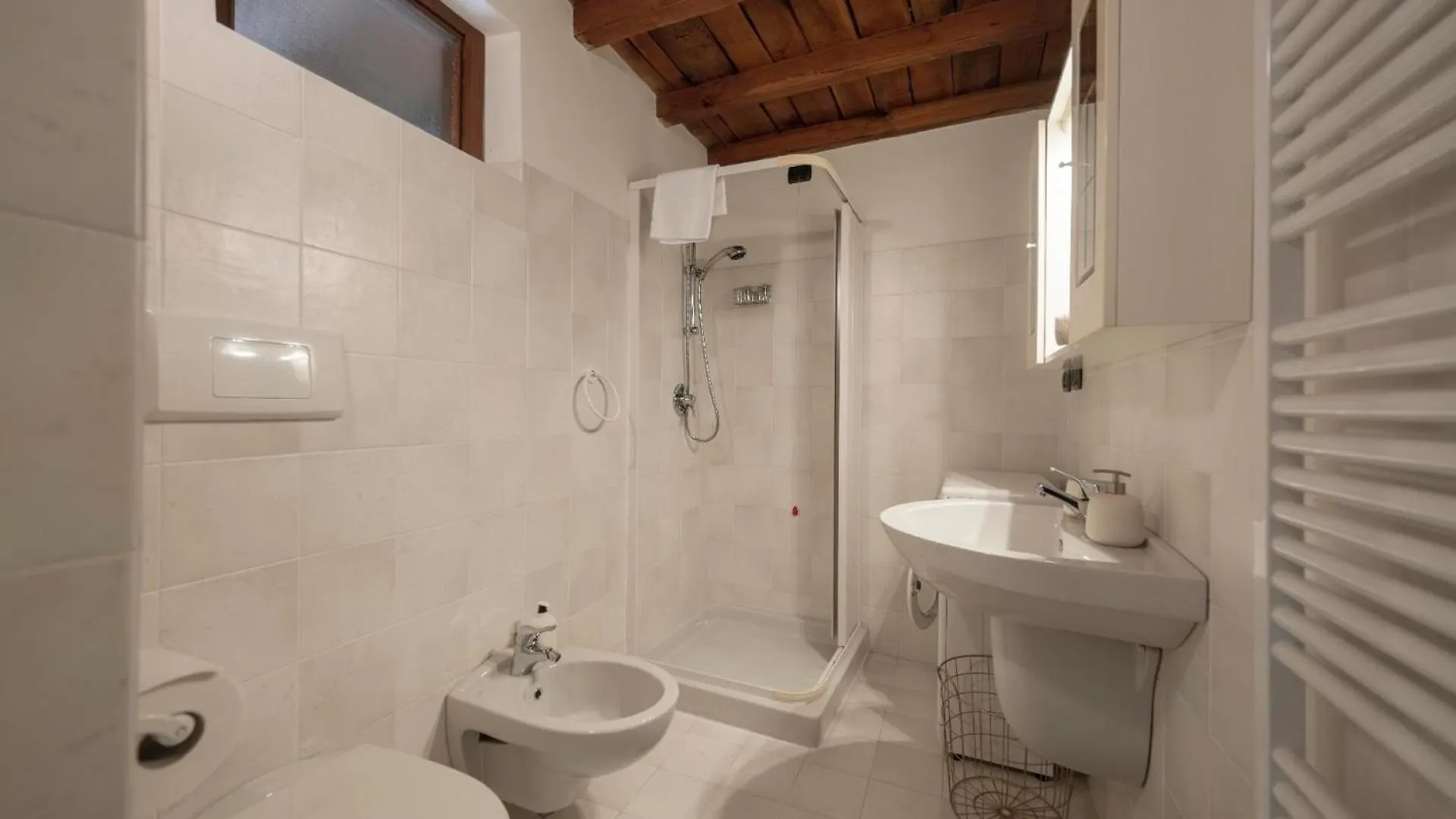 Al Castello - Elegante Residenz Mit Schwimmbad Apartment Lazise
