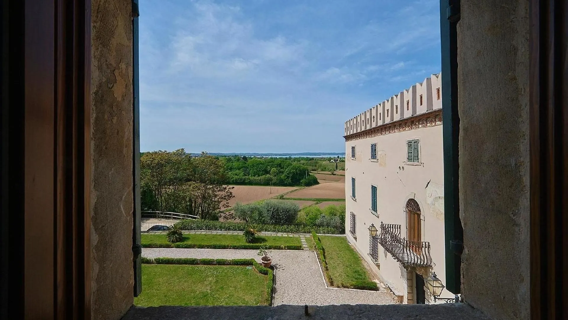 Al Castello - Elegante Residenz Mit Schwimmbad Apartment Lazise