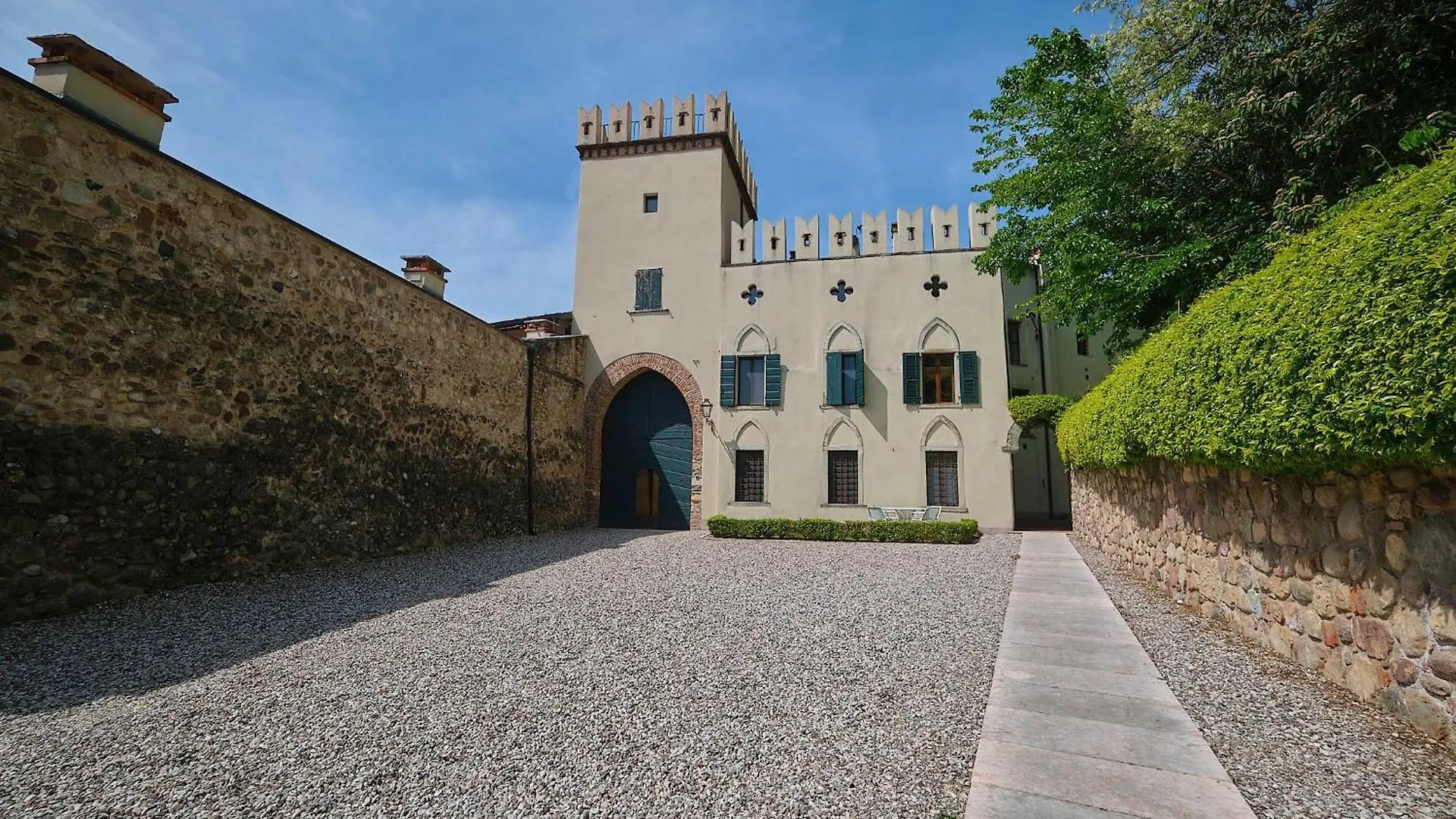 Al Castello Elegante Residenz Mit Schwimmbad Apartment Lazise